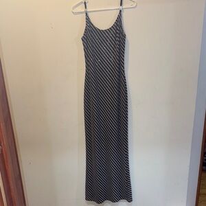 Black and White Houndstooth Maxi Dress